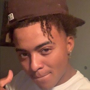 Meet your Posher, Javon